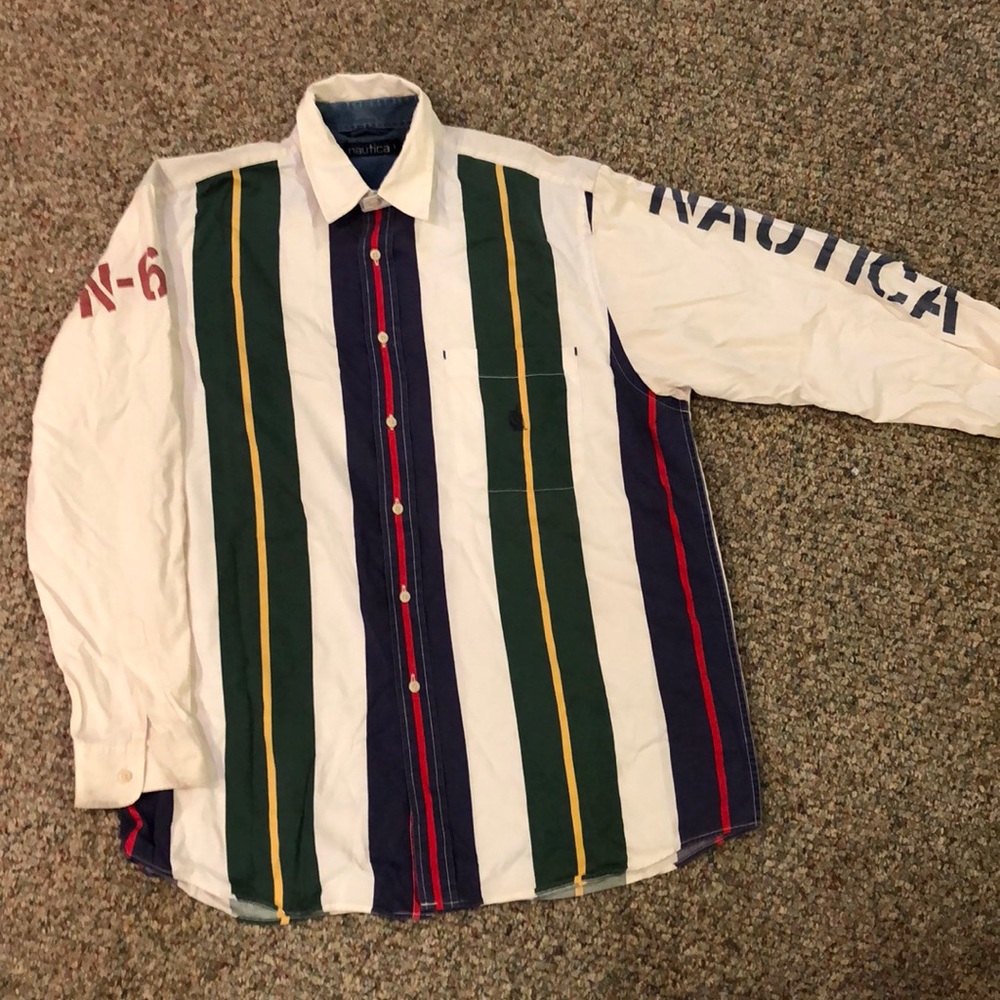 Men’s vintage nautica buttonup